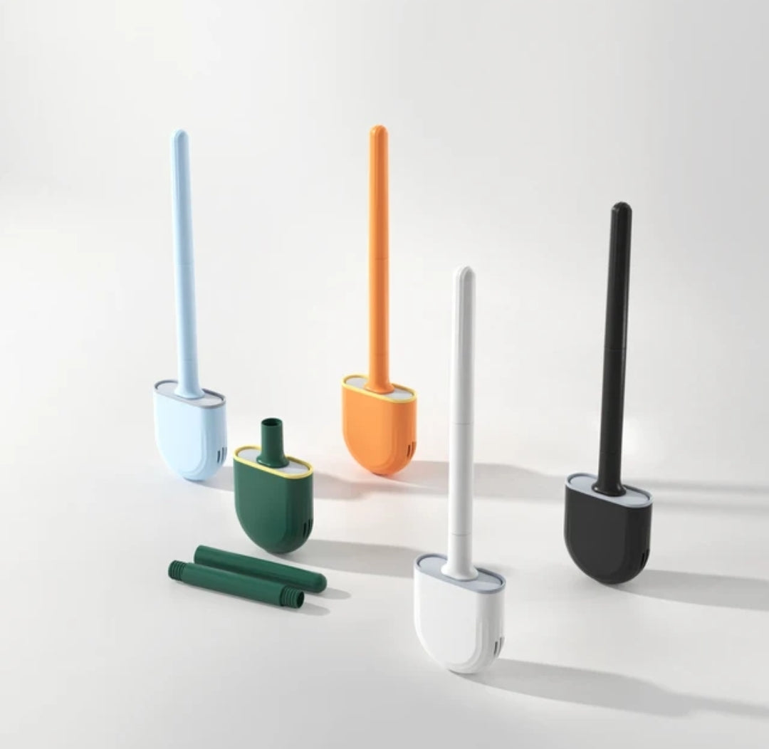 Flexible toilet cleaning brush