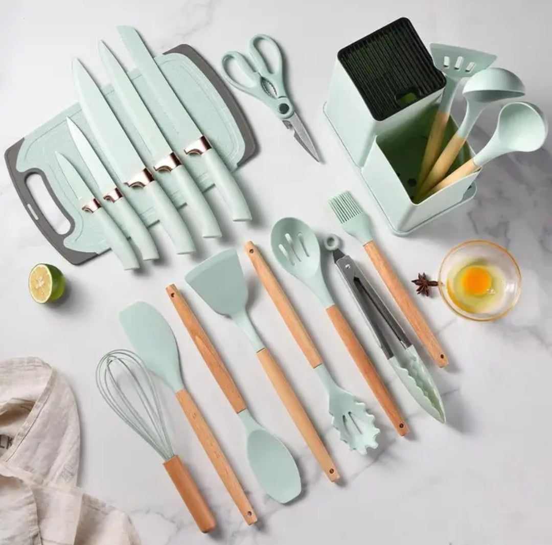 19 pc Kitchen Utensils With Knife Set